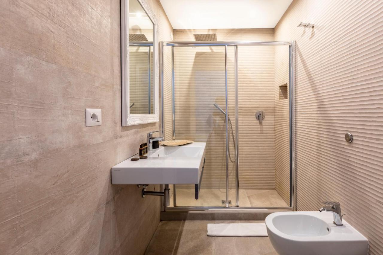 Spagna Art & Suites - Ca Domus Collection Рим Экстерьер фото